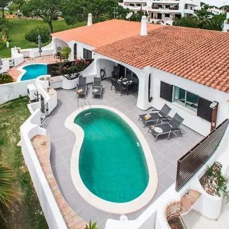 Villa Sleeps 6 Pool Air Con T607941