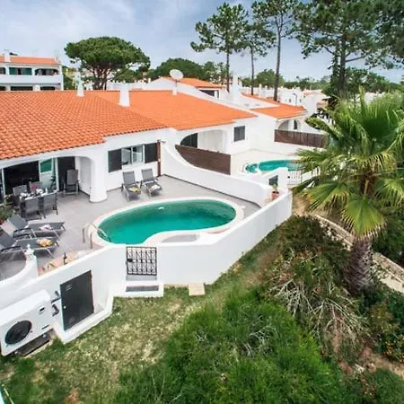 Sleeps 6 Pool Air Con T607941 * Vale do Lobo